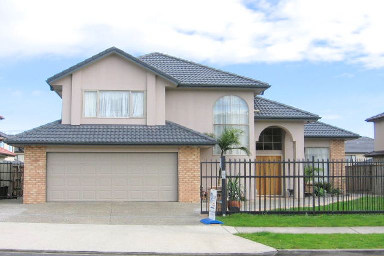 Photo of property in 59 Middlefield Drive, East Tamaki Heights, Auckland, 2016