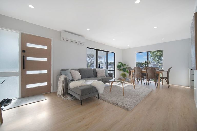 Photo of property in 6 Nearco Street, Randwick Park, Auckland, 2105