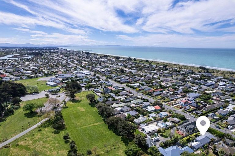 Photo of property in 226 Estuary Road, South New Brighton, Christchurch, 8062