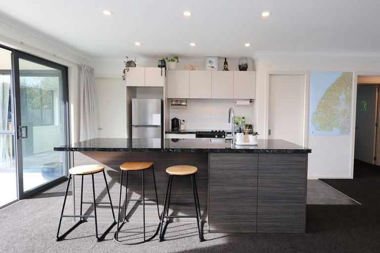 Photo of property in 40 Queen Street, Winton, 9720