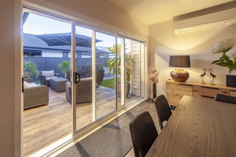 Photo of property in 18 Hurunui Drive, Te Awa, Napier, 4110