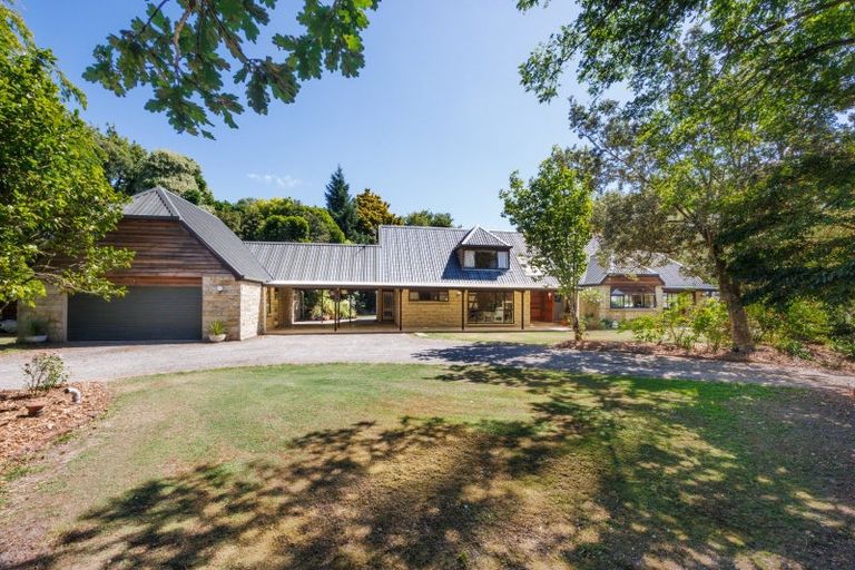 Photo of property in 154 Oroua Road, Kairanga, Palmerston North, 4475