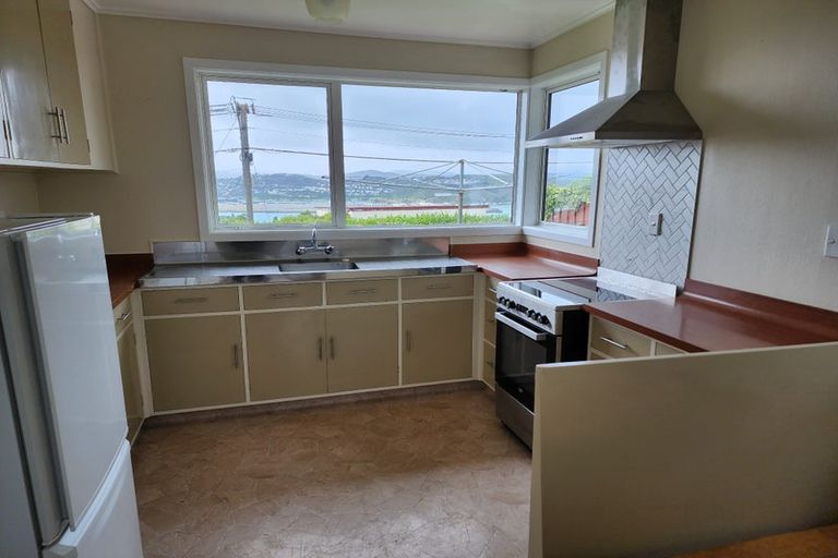 Photo of property in 2 View Road, Houghton Bay, Wellington, 6023