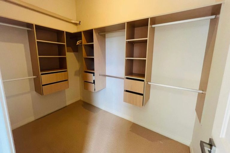 Photo of property in 15 Ballymore Drive, Pinehill, Auckland, 0632