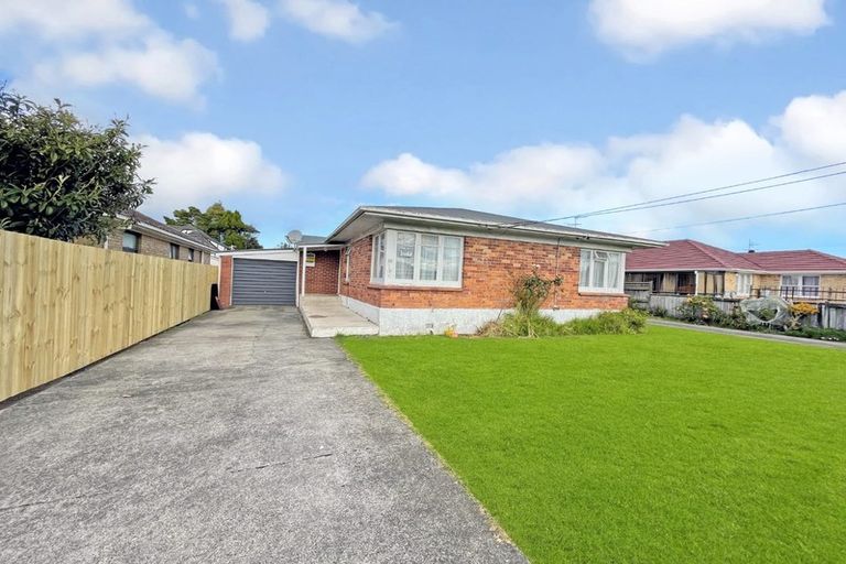 Photo of property in 1/20 Regent Street, Papatoetoe, Auckland, 2025