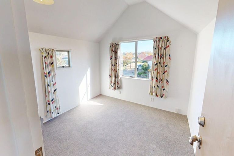 Photo of property in 1 Saint Georges Gate, Whanganui, 4500