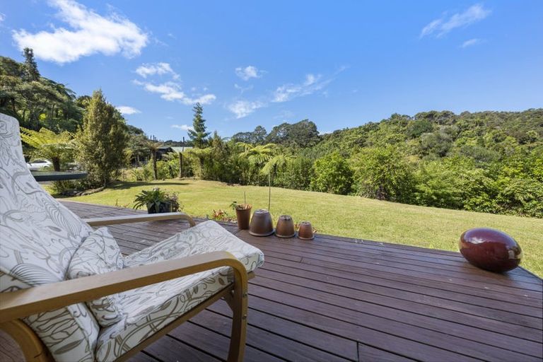 Photo of property in 46 Stoney Creek Drive, Waitakere, Henderson, 0782