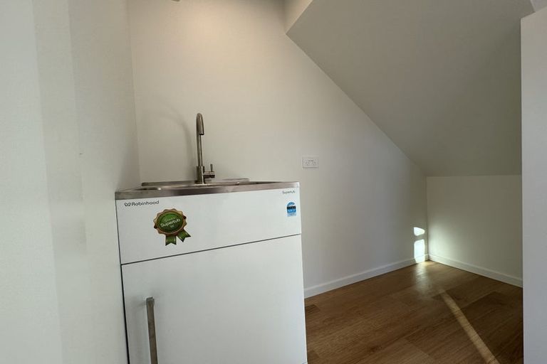 Photo of property in 2/8 Matata Place, Dallington, Christchurch, 8061