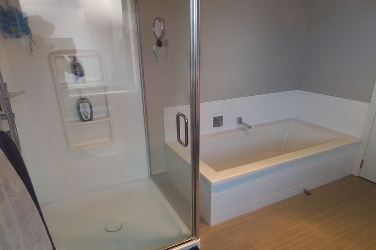 Photo of property in 46 Plescher Crescent, Leamington, Cambridge, 3432