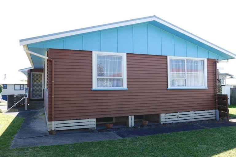 Photo of property in 50 Rosendale Avenue, Spotswood, New Plymouth, 4310