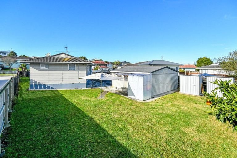Photo of property in 6 Quintal Place, Papatoetoe, Auckland, 2025