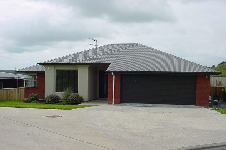 Photo of property in 28 Aspiring Terrace, Aotea, Porirua, 5024