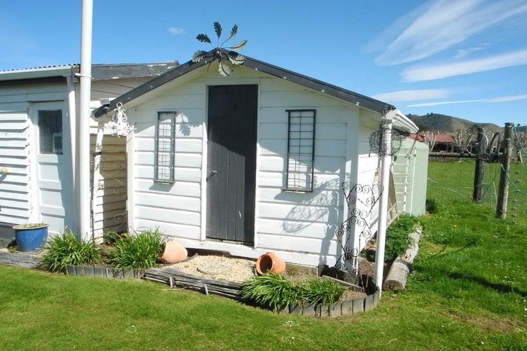 Photo of property in 14 Studholme Settlement Road, Waimate, 7979