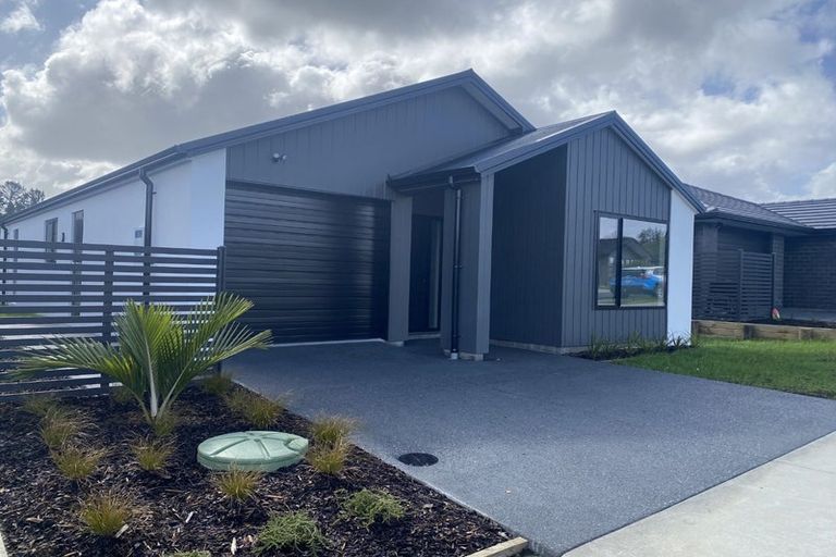 Photo of property in 97 Glenbervie Drive, Glenbervie, 0173