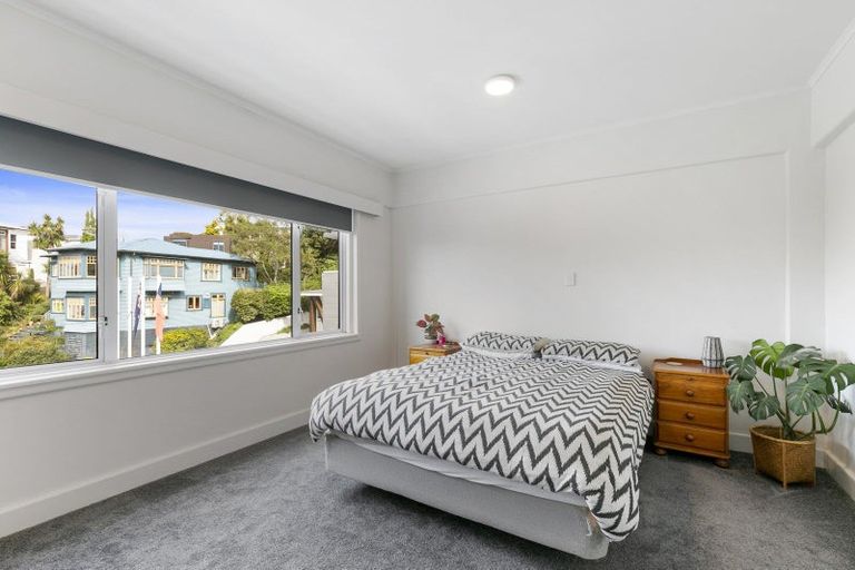 Photo of property in Samoa High Commission, 4/1 Wesley Road, Kelburn, Wellington, 6012