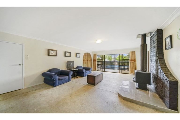 Photo of property in 78 Racecourse Road, Waiuku, 2123