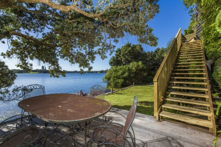 Photo of property in 18 Manurere Avenue, Takapuna, Auckland, 0622