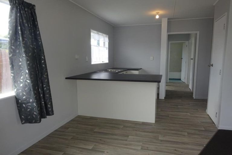 Photo of property in 11b Kilkee Terrace, Flaxmere, Hastings, 4120