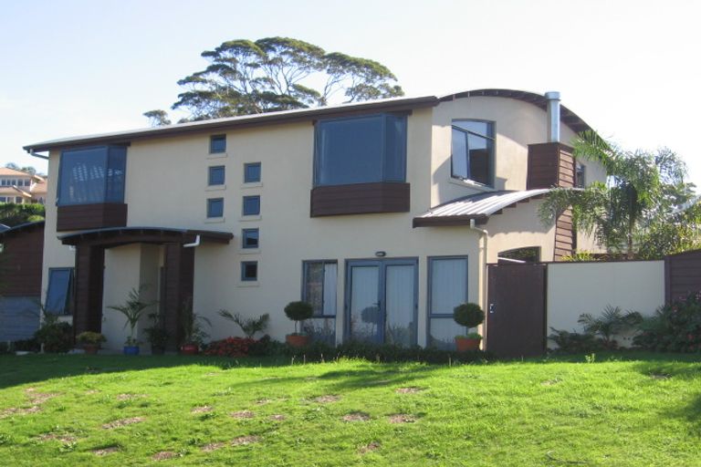 Photo of property in 35 Bannings Way, Hobsonville, Auckland, 0618