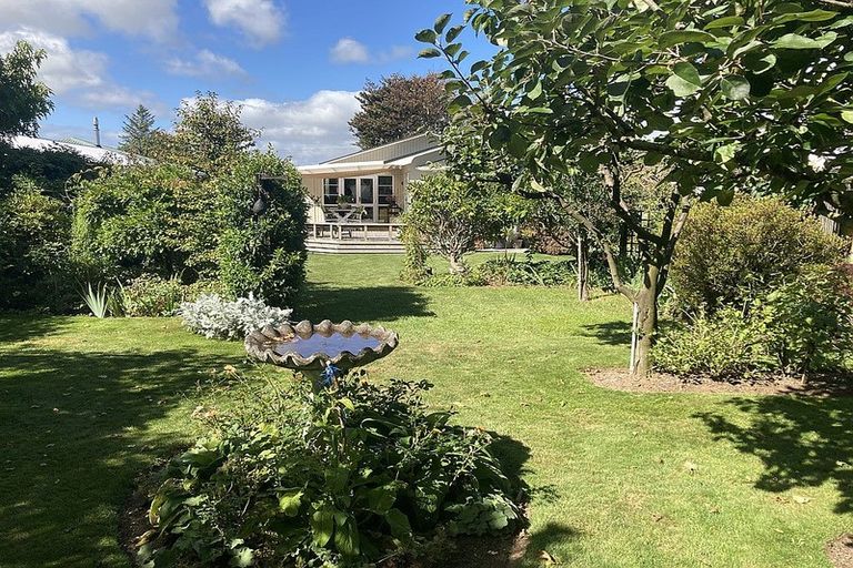 Photo of property in 5 Hamlet Street, Stratford, 4332