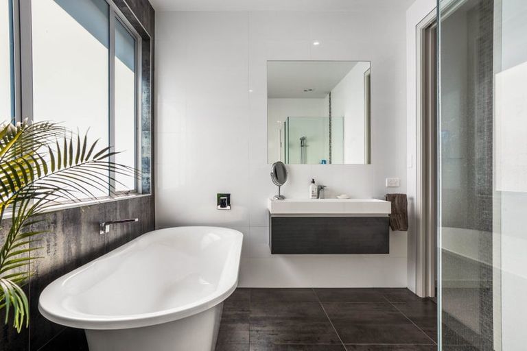 Photo of property in 150 Waterways Parade, Pauanui, Hikuai, 3579