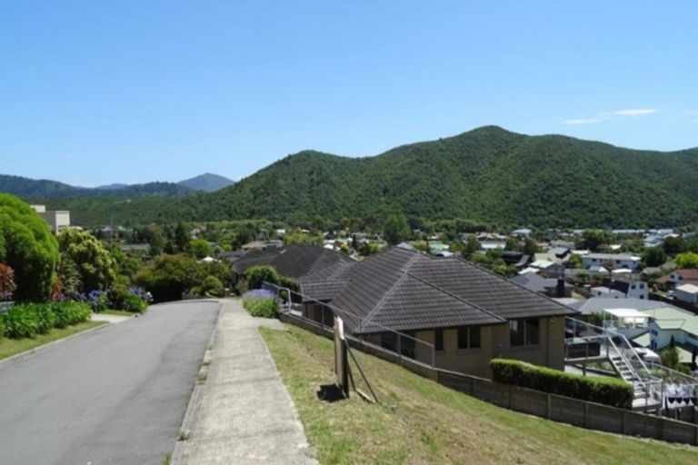 Photo of property in 7 Moana Heights, Waikawa, Picton, 7220