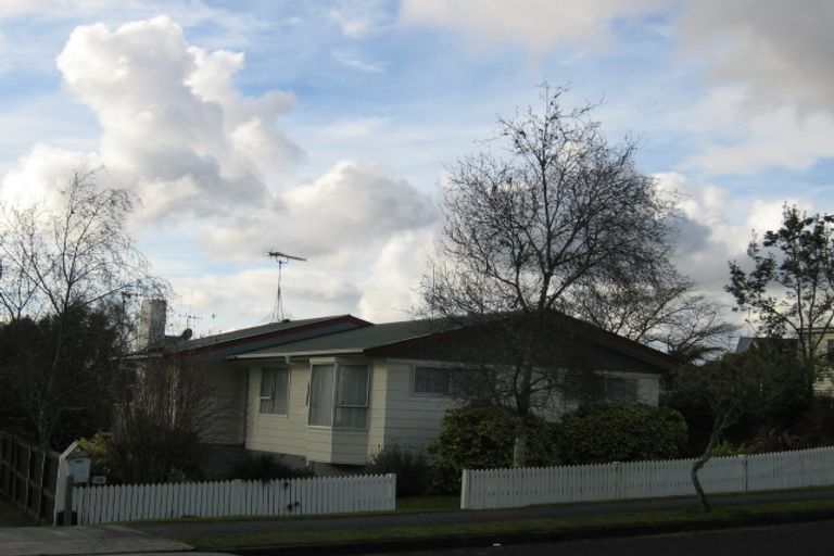 Photo of property in 74 Amanda Avenue, Dinsdale, Hamilton, 3204