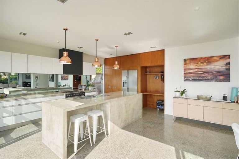 Photo of property in 105 Glenstrae Road, Redcliffs, Christchurch, 8081