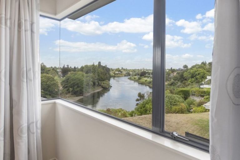 Photo of property in 16 Minchin Crescent, St Andrews, Hamilton, 3200