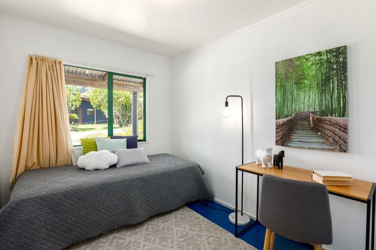 Photo of property in 1130 Abel Tasman Drive, Ligar Bay, Takaka, 7183