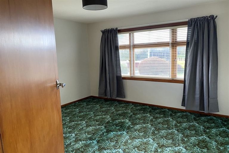 Photo of property in 75 Withells Road, Avonhead, Christchurch, 8042