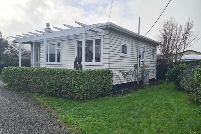 Photo of property in 45 Cologne Street, Martinborough, 5711