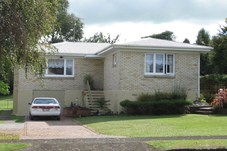 Photo of property in 28 Station Street, Tirau, 3410