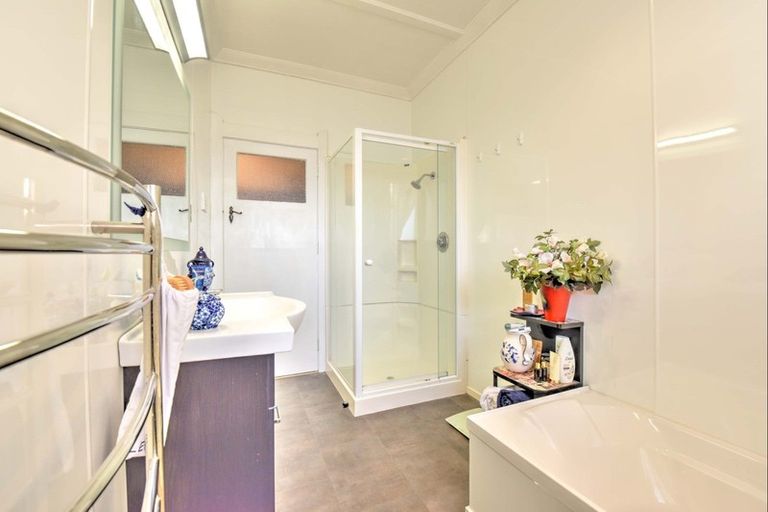 Photo of property in 54 Broughton Street, Gore, 9710