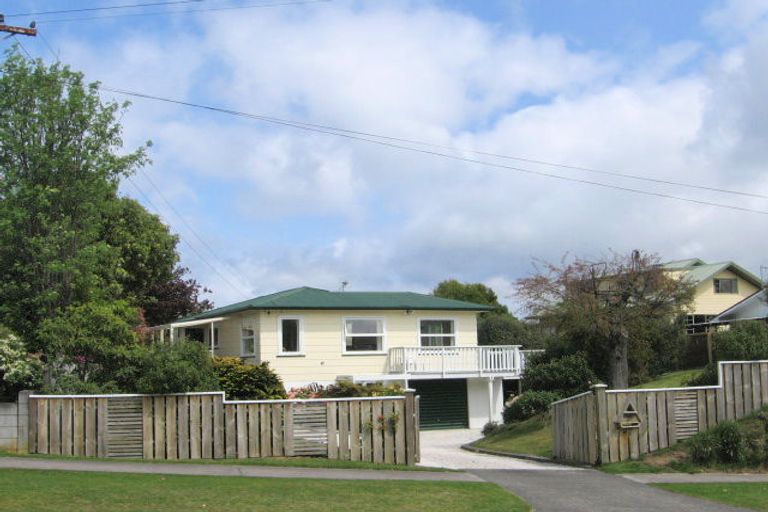 Photo of property in 21 Sunset Street, Hilltop, Taupo, 3330
