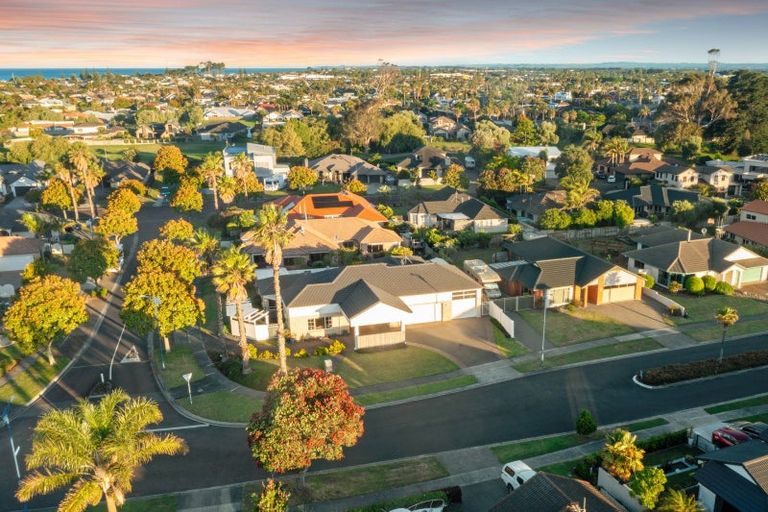 Photo of property in 36 Santa Barbara Drive, Papamoa Beach, Papamoa, 3118