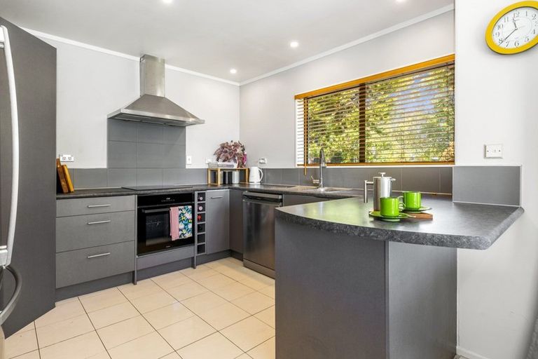 Photo of property in 15 Lynbert Road, Lynmore, Rotorua, 3010