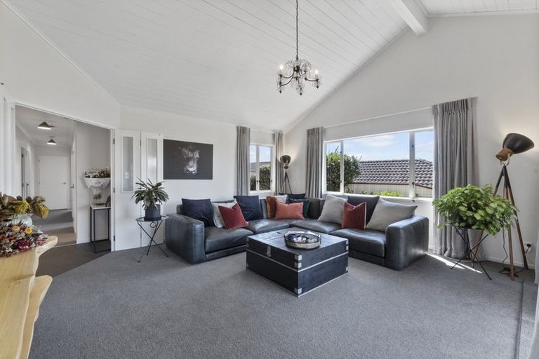 Photo of property in 22 Everton Place, Grandview Heights, Hamilton, 3200