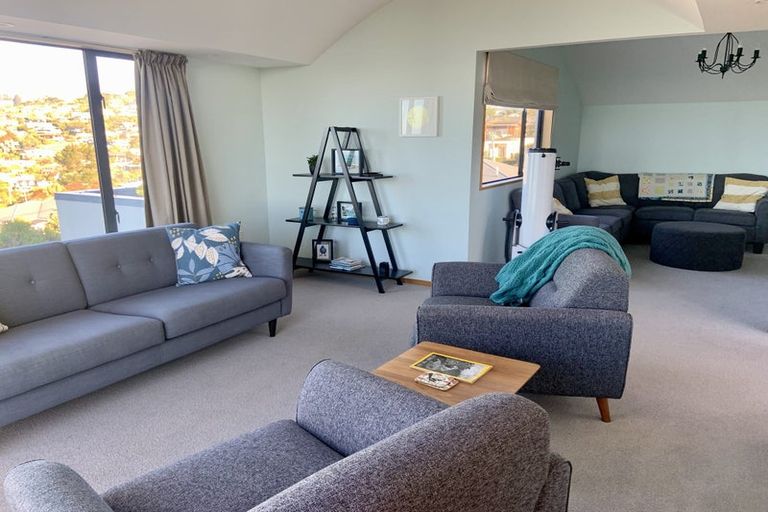 Photo of property in 1/56 Major Hornbrook Road, Mount Pleasant, Christchurch, 8081