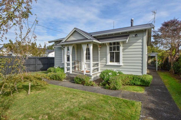 Photo of property in 10 Wyndham Street, Carterton, 5713