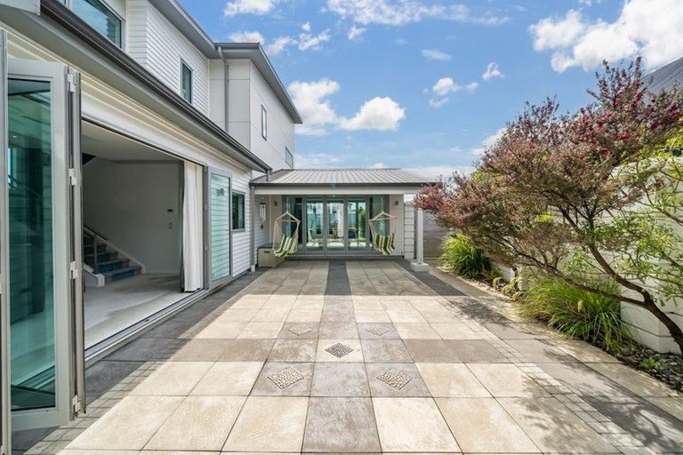 Photo of property in 2 Mo Street, Camborne, Porirua, 5026