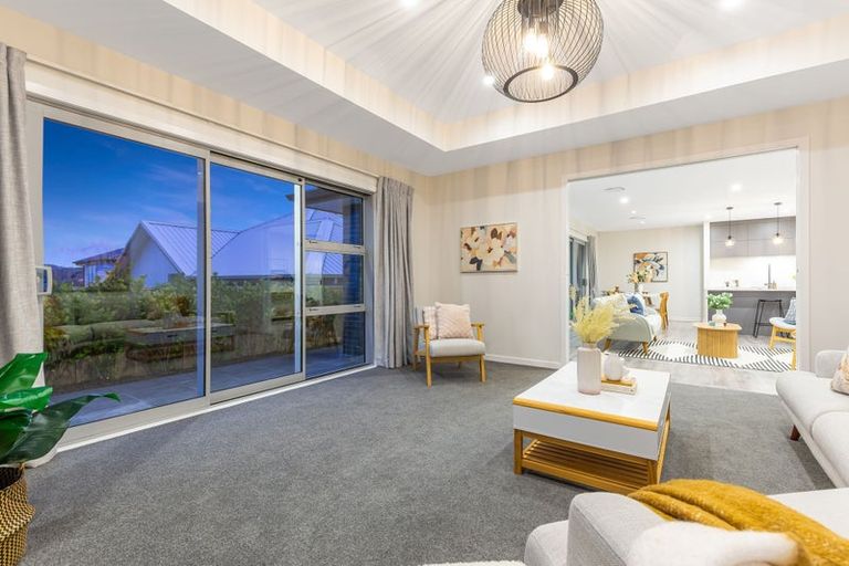 Photo of property in 49 Waitaria Terrace, Aotea, Porirua, 5024