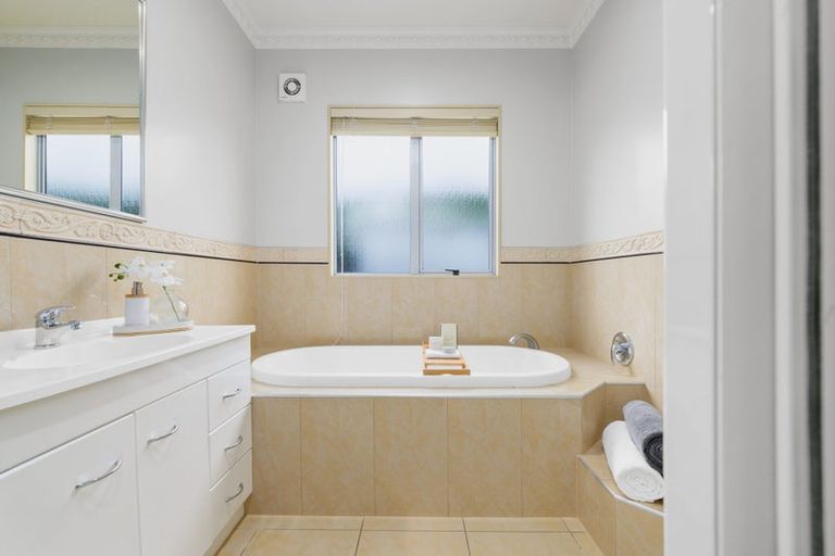 Photo of property in 39 Caversham Drive, Rototuna, Hamilton, 3210