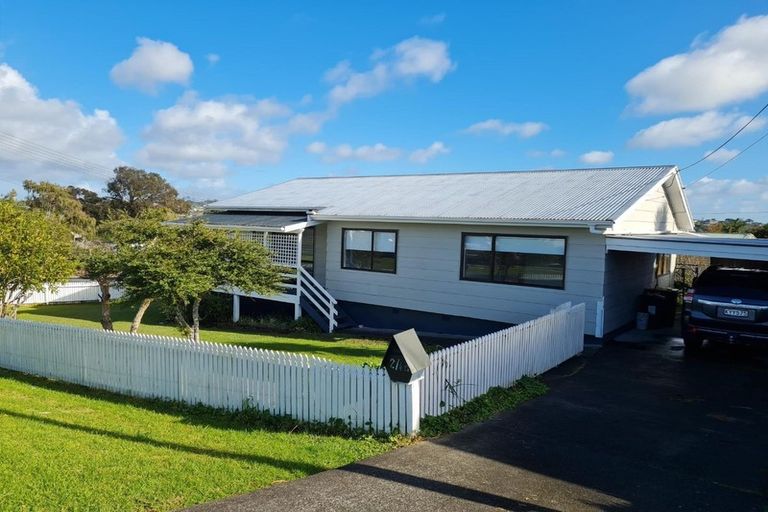 Photo of property in 2/48 Rawhiti Road, Manly, Whangaparaoa, 0930