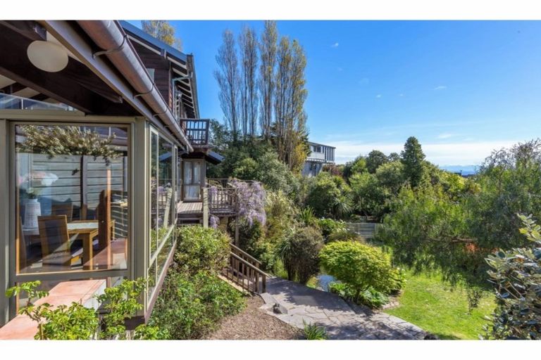 Photo of property in 5 Amherst Place, Cashmere, Christchurch, 8022