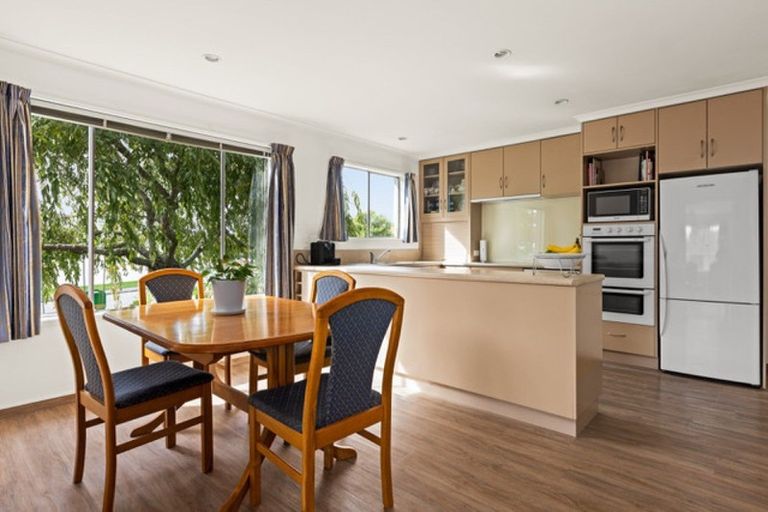 Photo of property in 10 Belmont Street, Havelock North, 4130