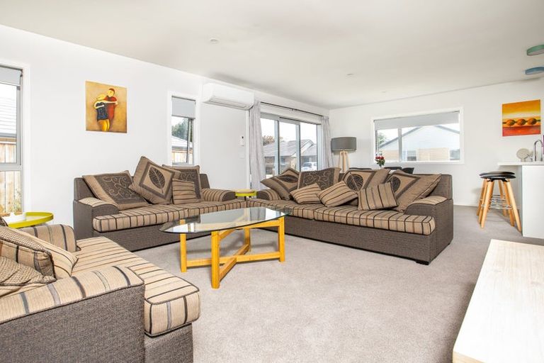 Photo of property in 18 Tarata Grove, Lansdowne, Masterton, 5810