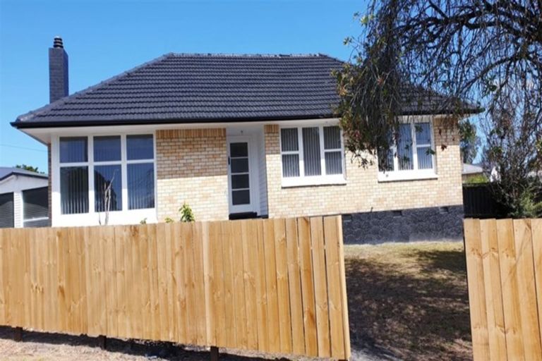 Photo of property in 22 Ivon Road, Otara, Auckland, 2023