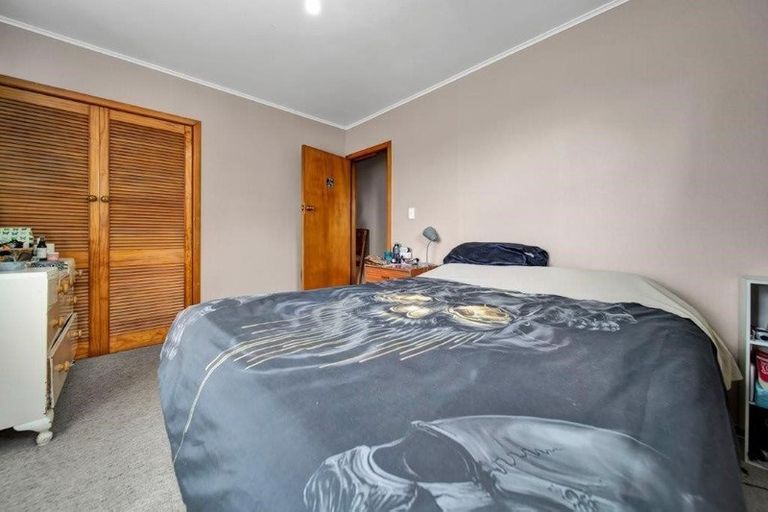 Photo of property in 10 Douglas Street, Hawera, 4610