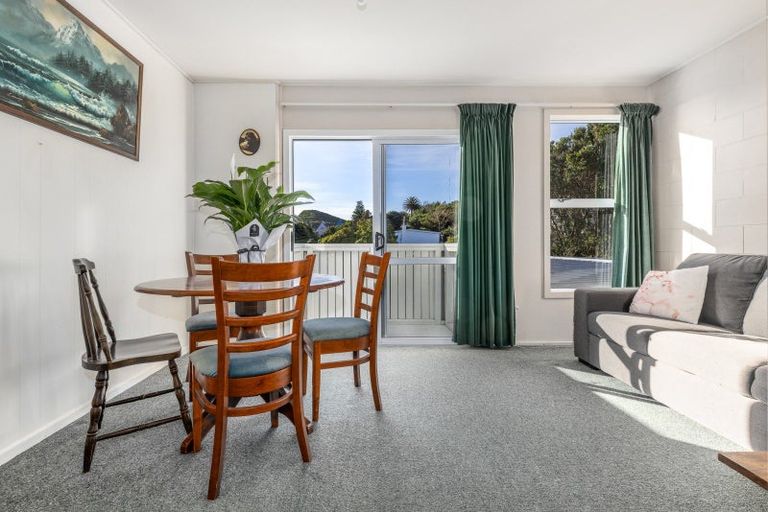 Photo of property in 7/12 Thornley Street, Titahi Bay, Porirua, 5022